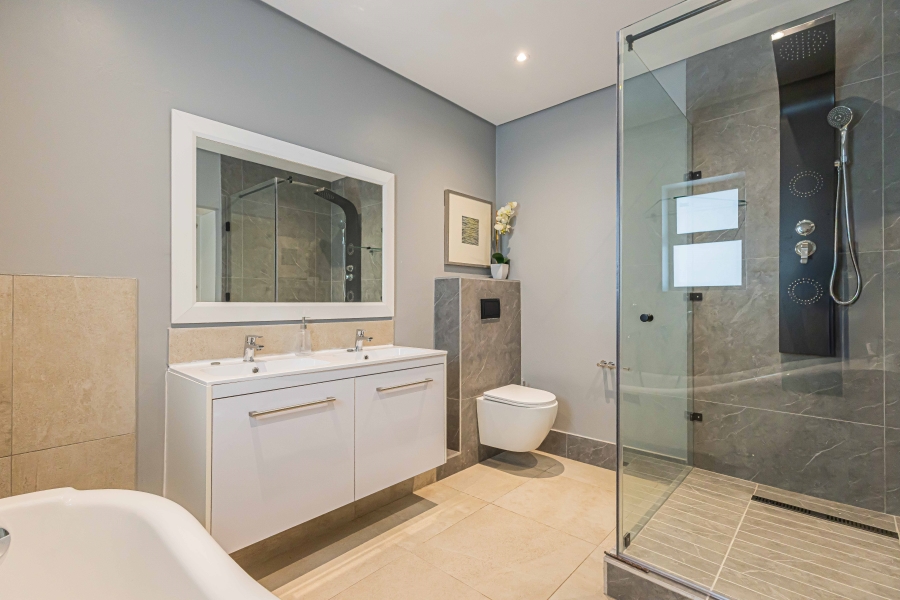 To Let 3 Bedroom Property for Rent in Camps Bay Western Cape